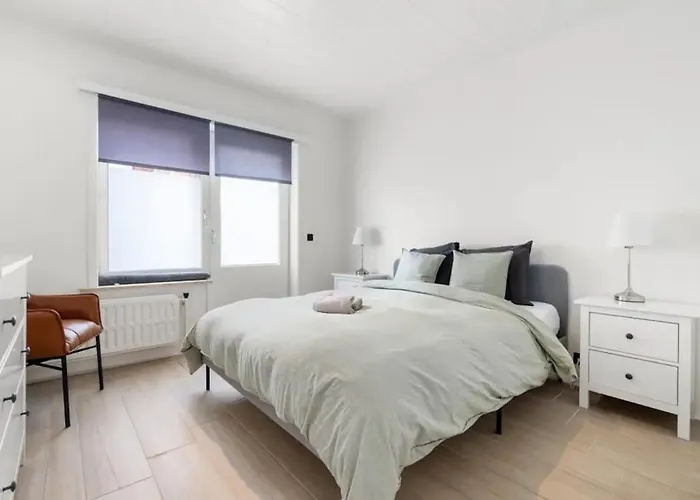 公寓 Sunny 500m From The Beach Oostend 奥斯滕德